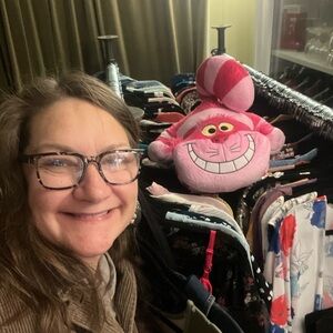 Meet your Posher, Lauren